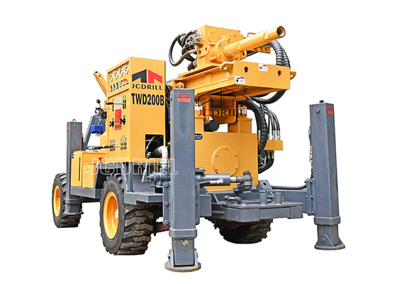kopen Multi Functionele Gele 300M Rig Water Well Drilling With Luchtcompressor en Modderpomp online vervaardiging