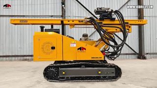 De JCS500 fotovoltaïsche boorinstallatie is een veelzijdige, op rupsbanden gemonteerde hydraulische boorinstallatie die speciaal is gebouwd voor